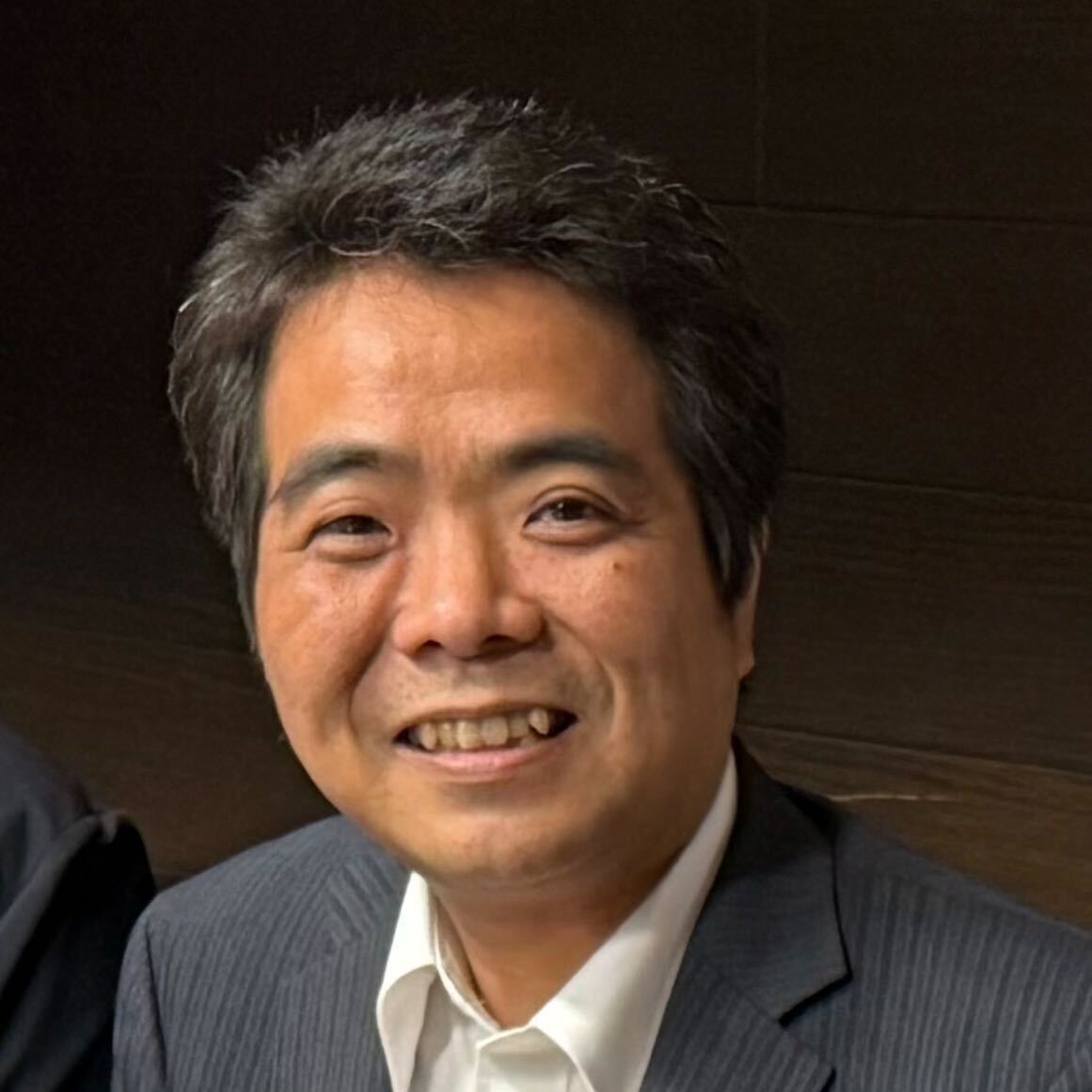 直江 健介